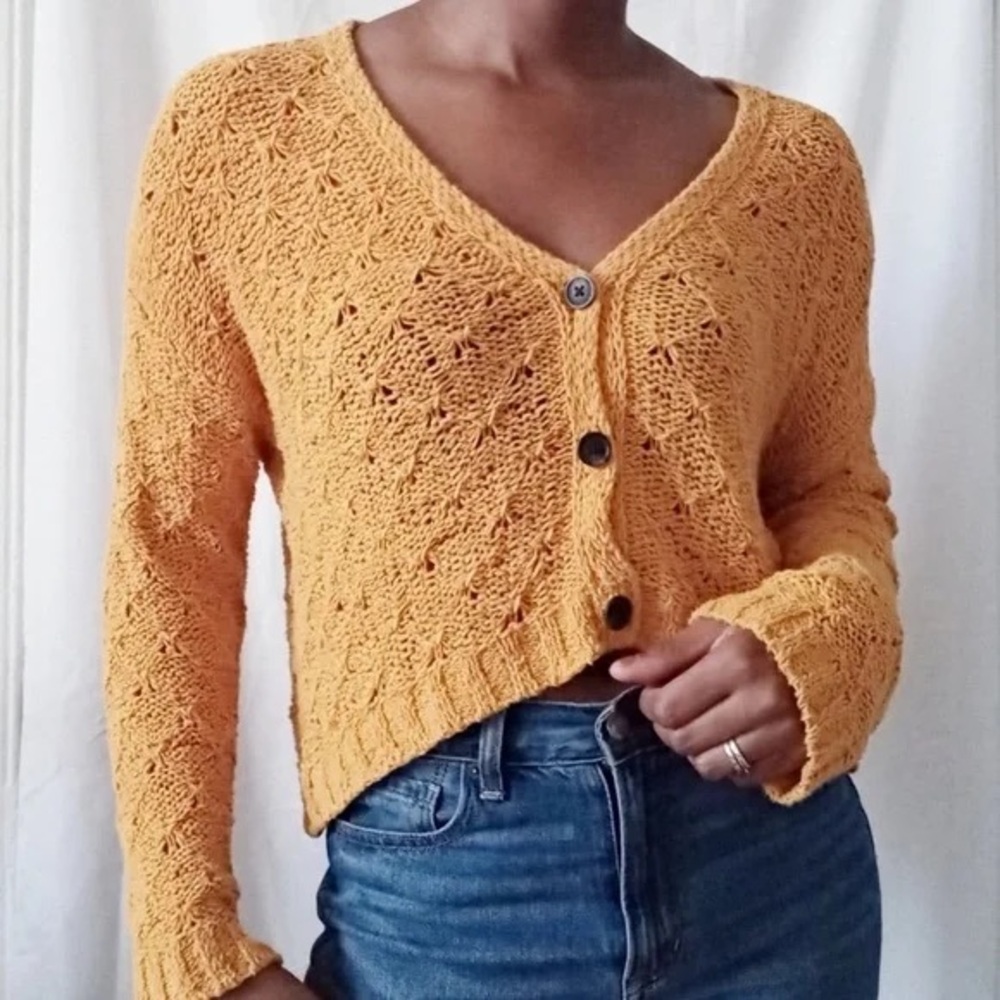 2 for $12 🎉 American Eagle Women's Mustard Knit Sweater